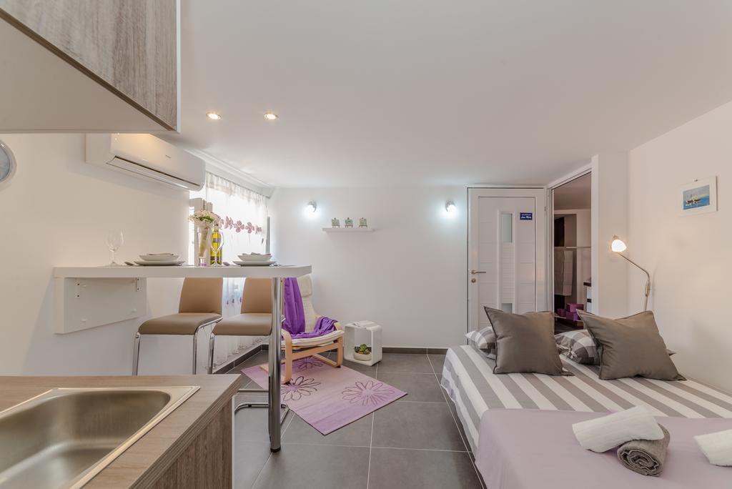 Apartment Luce Mala ザダル エクステリア 写真