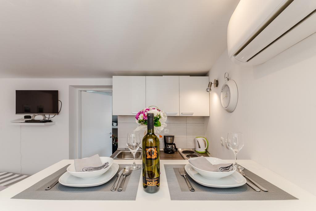 Apartment Luce Mala ザダル エクステリア 写真