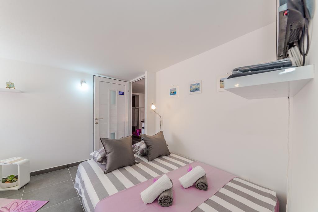 Apartment Luce Mala ザダル エクステリア 写真